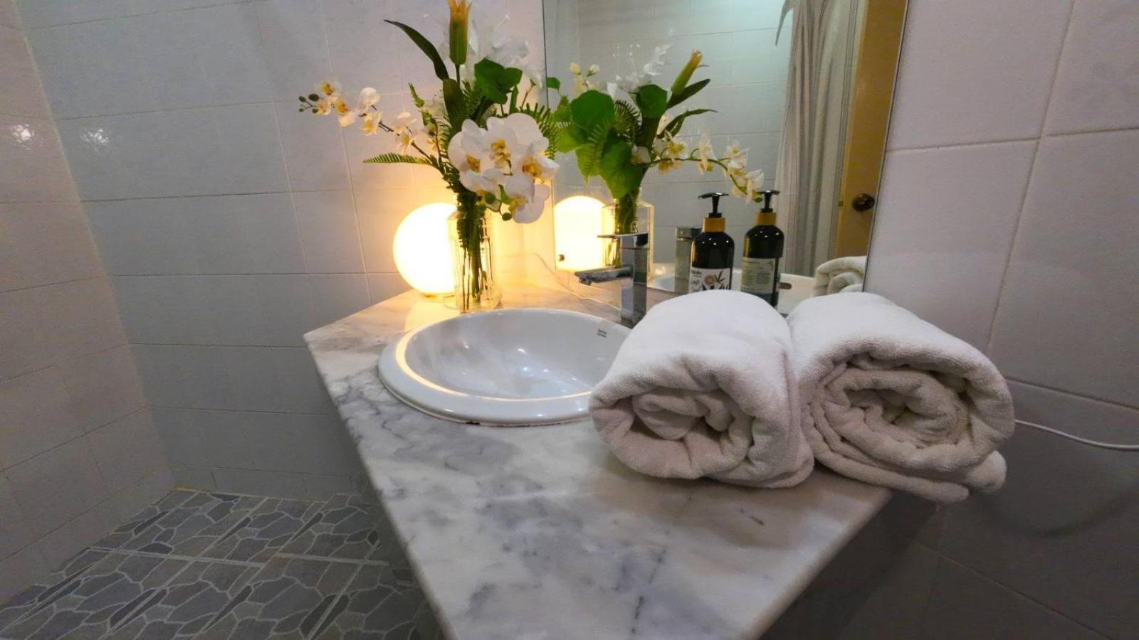Cozy 1Br Walk To Bts And Airport Rail Link Close To Malls G7 Banguecoque Exterior foto